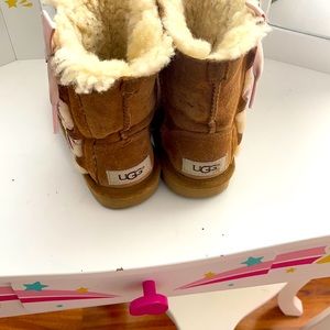 Toddler girls ugh boots